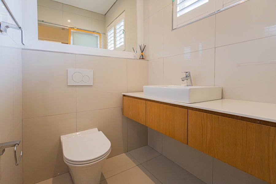 To Let 1 Bedroom Property for Rent in Mouille Point Western Cape